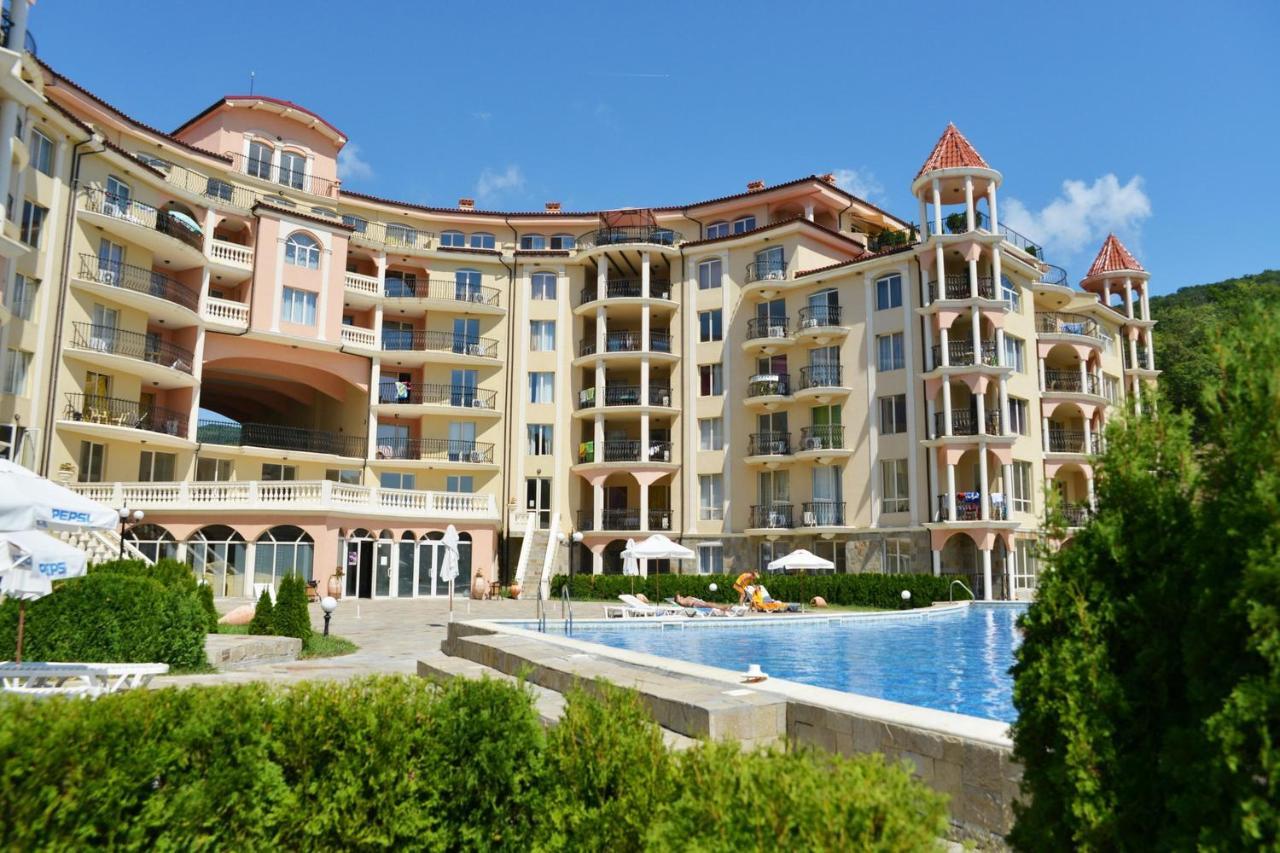 Menada Negresco Apartments Elenite Extérieur photo